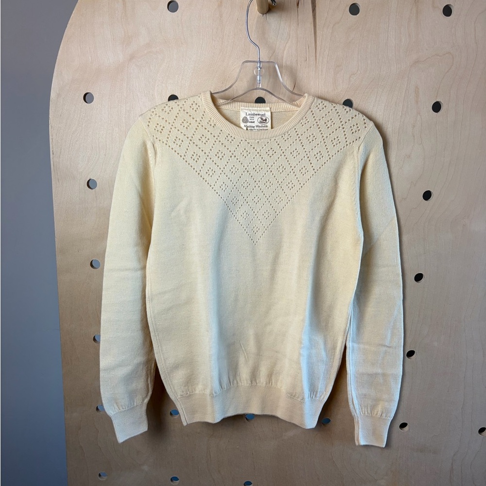 Vintage Women’s Pure Lambswool Made in Great Britain For The Edinburgh Mill S